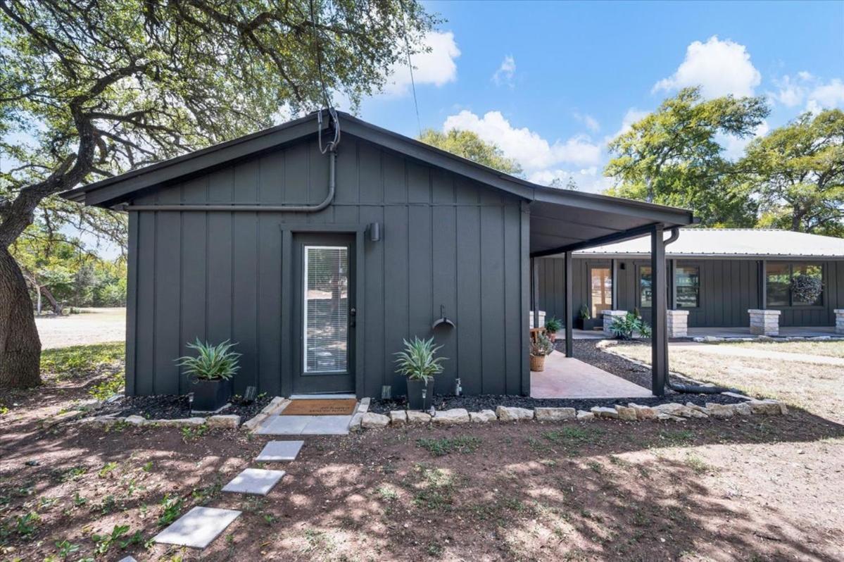 Relaxing Alpaca Ranch Mins From Downtown Wimberley Villa Ngoại thất bức ảnh